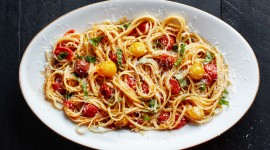Noodles With Tomatoes Wallpaper