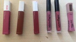 Flesh-Colored Lipstick Wallpaper High Definition
