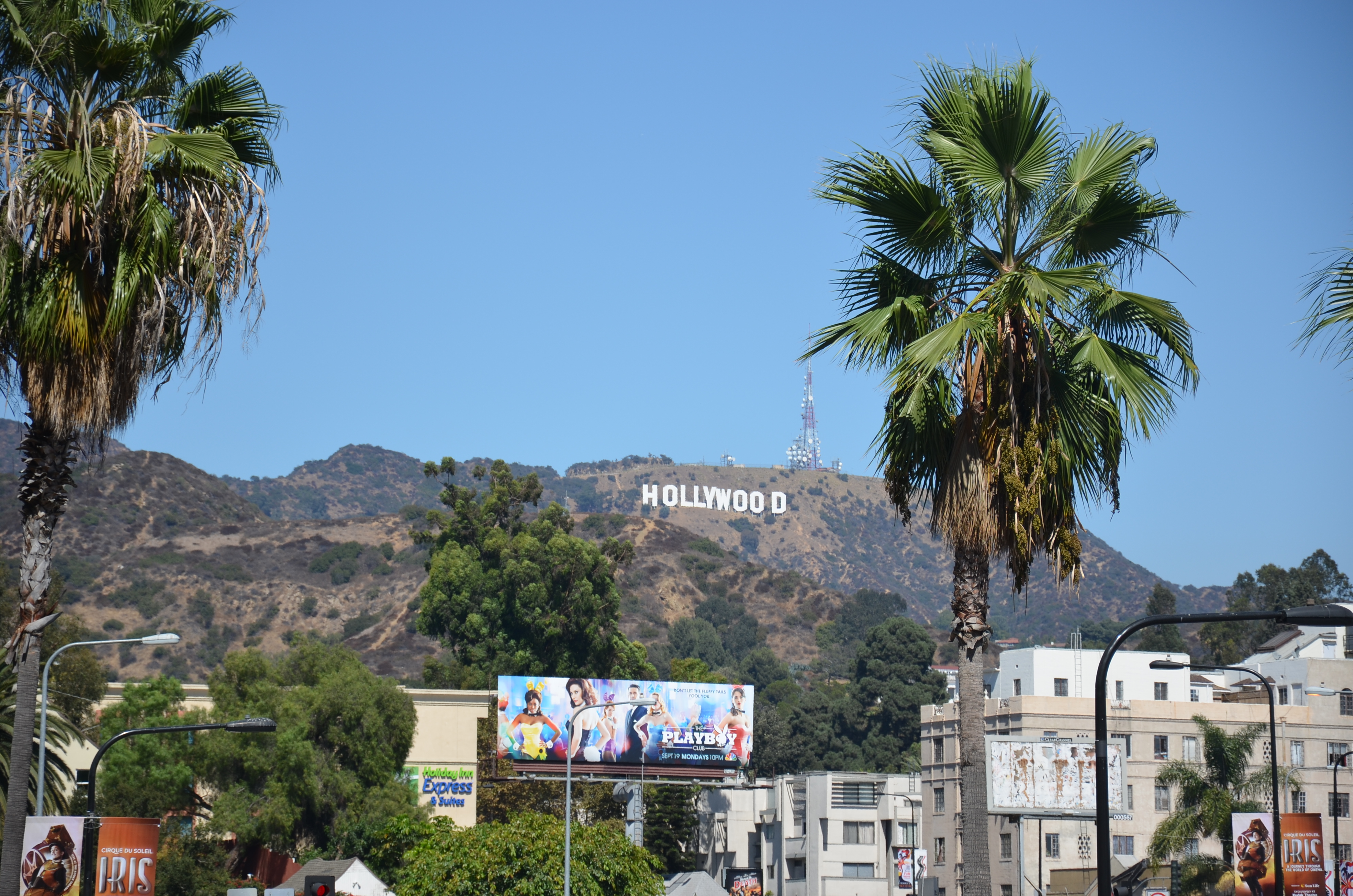 Холливуд программа. Лос-Анджелес Калифорния Голливуд. Знак Голливуда Лос-Анджелес. Лос Анджелес бульвар Голливуд. Холмы Голливуда.