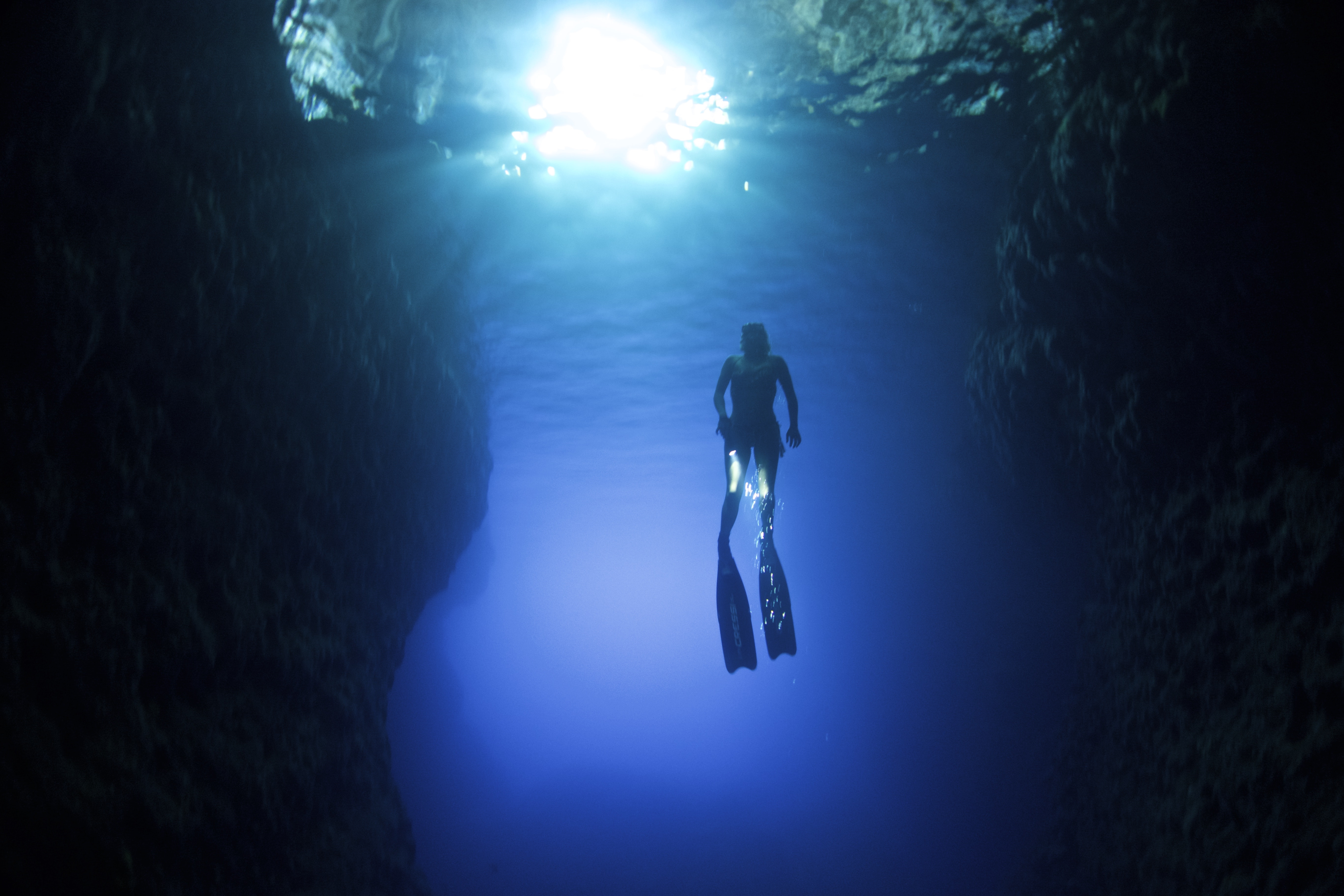 Underwater Caves Wallpapers High Quality | Download Free
