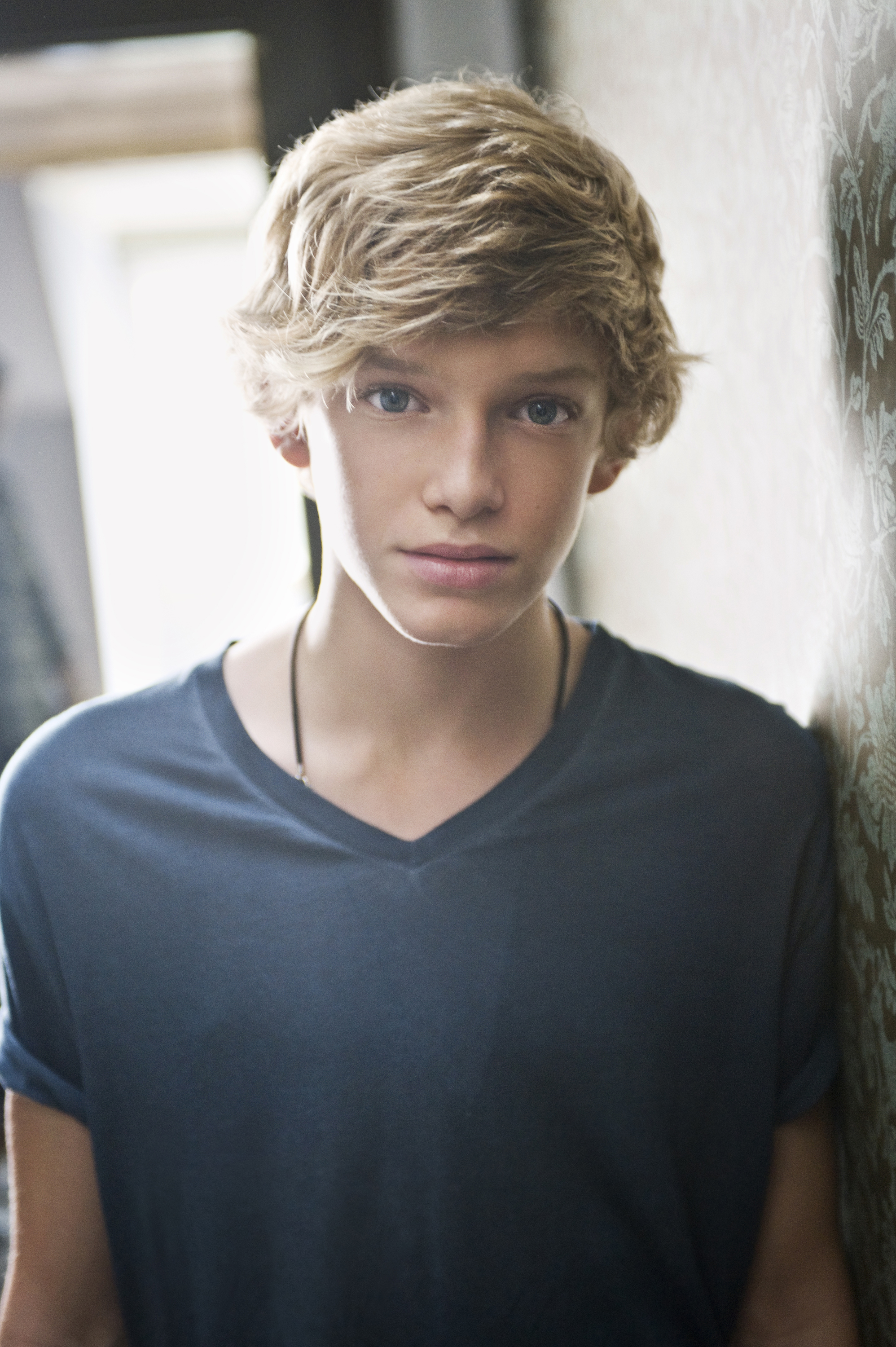 Cute teen boys. Cody Simpson. Jorg Nink. Коди симпсон шатен. Светловолосый подросток.