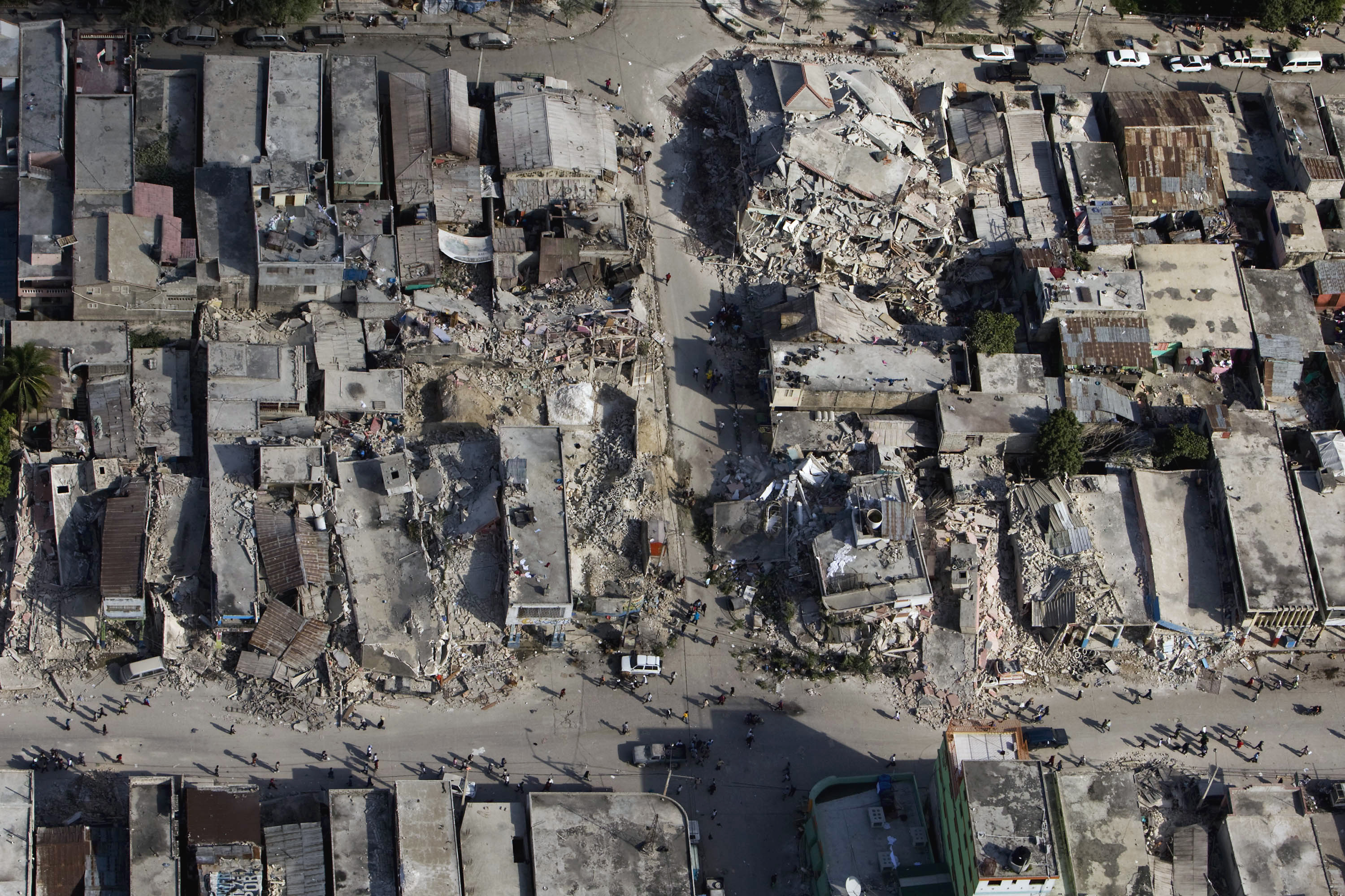 Землетрясение 2010 год. Землетрясение на Гаити 2010. Землетрясение в порт-о-Пренс Гаити 2010 год. Землетрясение на Гаити 12 января 2010 года. Землетрясение на Гаити 2021.