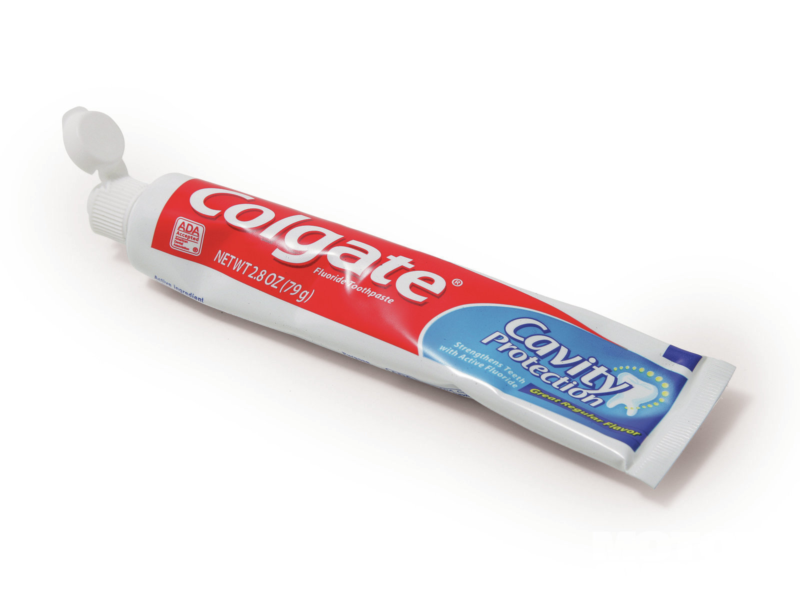 Паста ping. Зубная паста. Тюбик зубной пасты. Зубная паста на белом фоне. Зубная паста без фона.