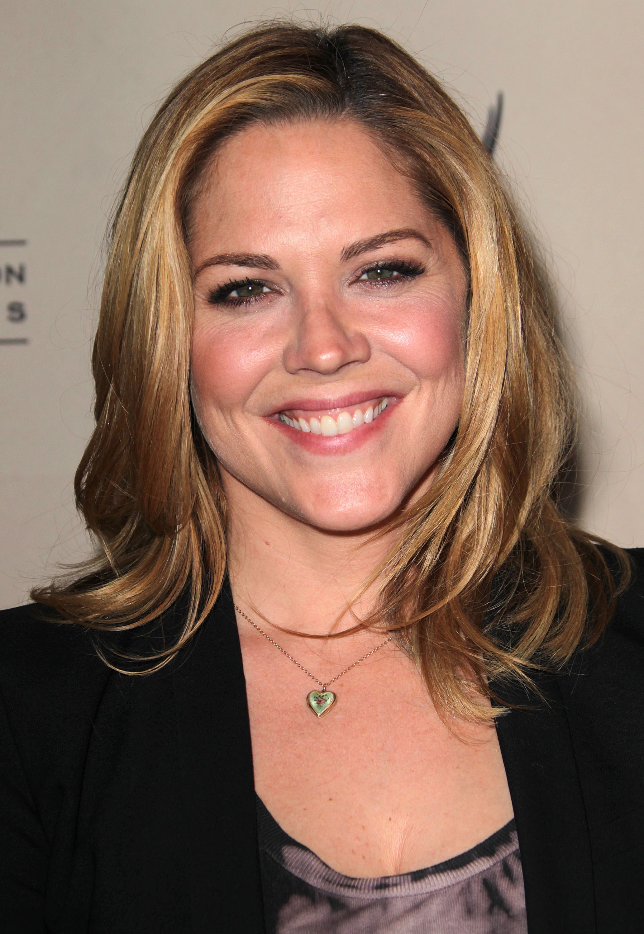 Mary McCormack wallpapers.