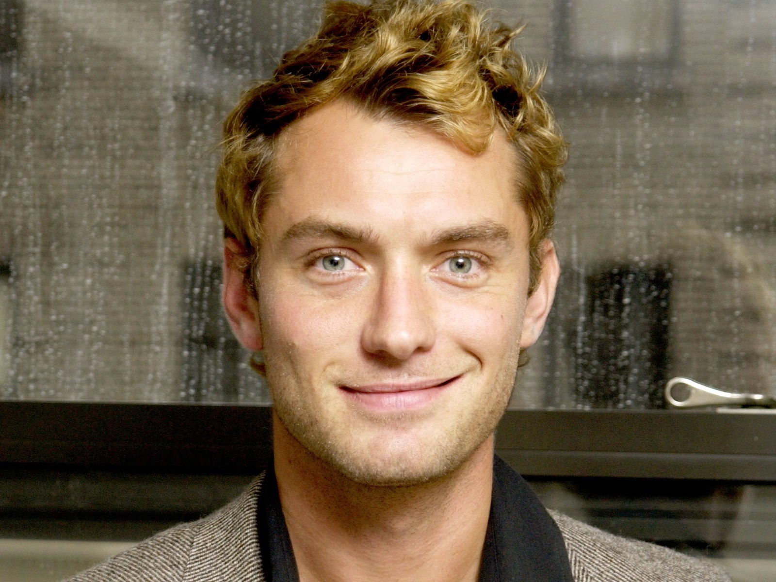 Jude Law wallpapers.