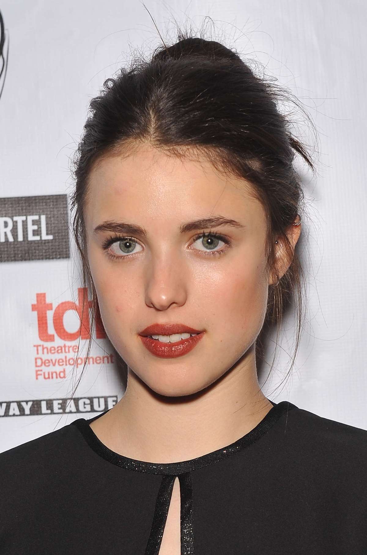 Margaret Qualley Wallpapers High Quality | Download Free