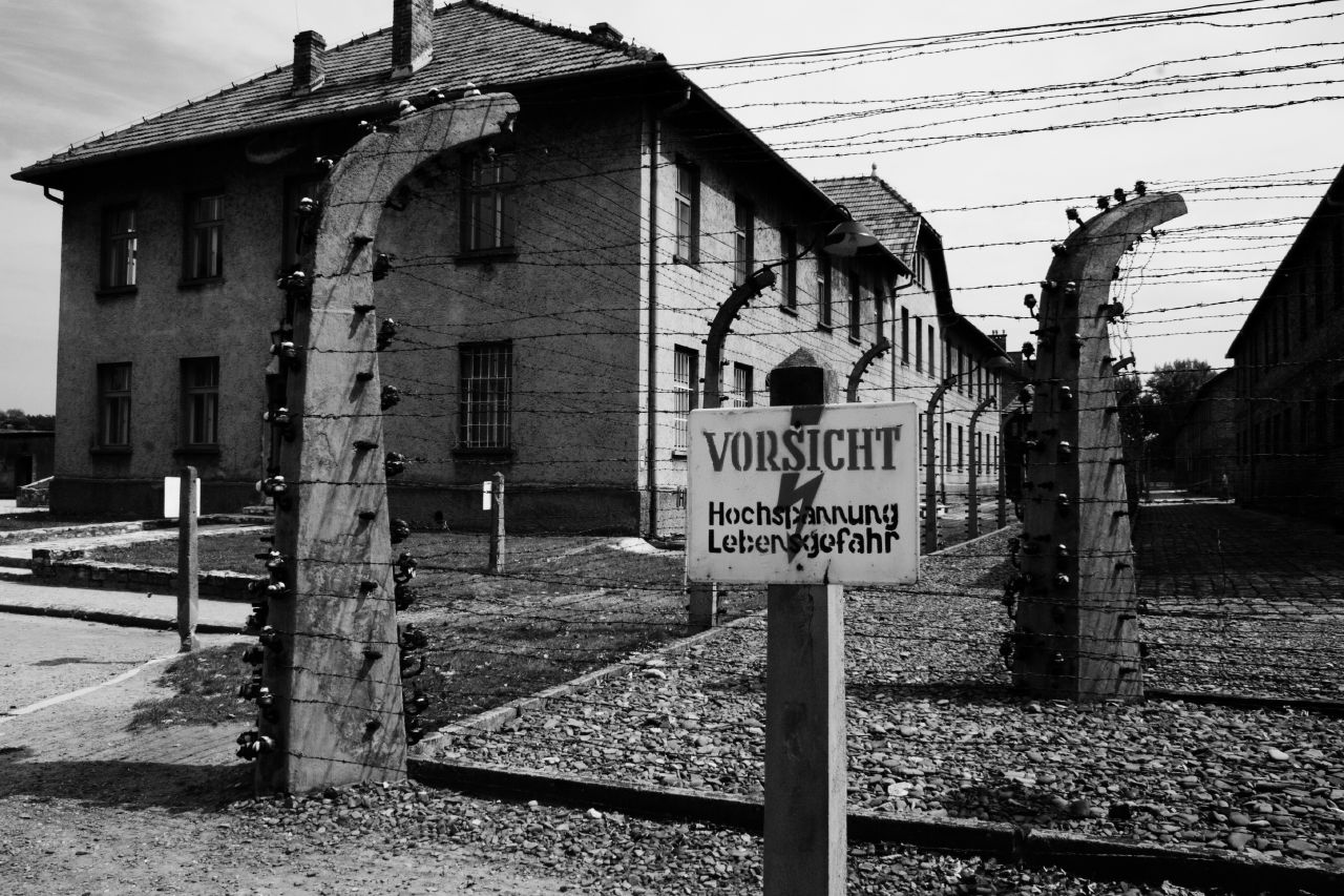 Concentration camp. Хелмно концентрационный лагерь. Лагеря Освенцим Аушвиц-Биркенау. Концентрационный лагерь Аушвиц. Концентрационные лагеря Германии.